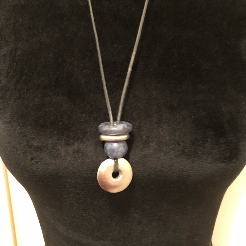 Long blue/silver necklace w/leather